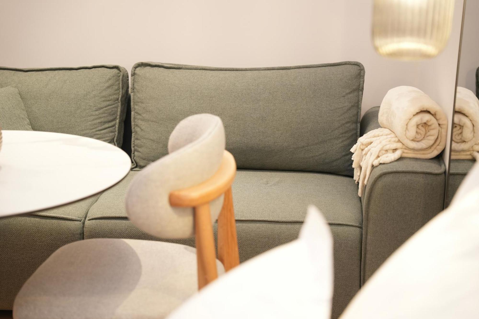 Nea Deluxe Apart-Hotel Тирана Екстер'єр фото