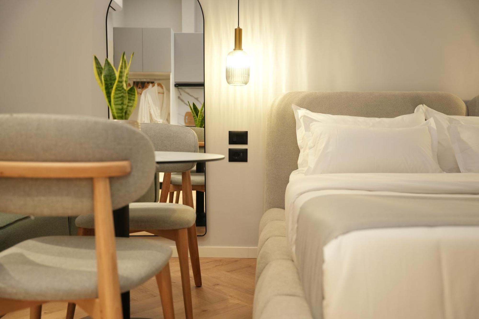 Nea Deluxe Apart-Hotel Тирана Екстер'єр фото