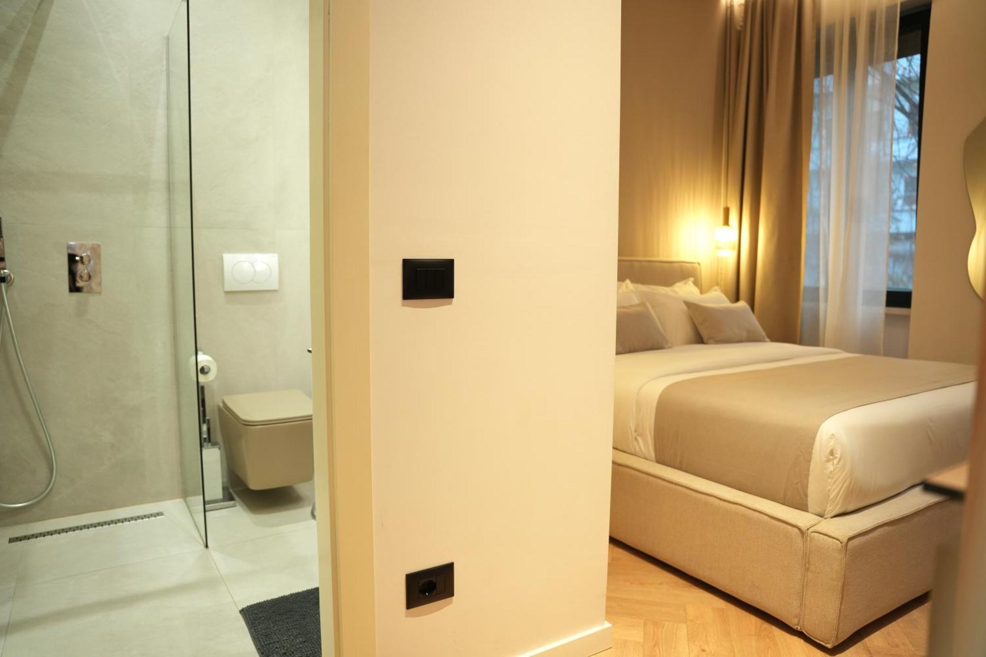 Nea Deluxe Apart-Hotel Тирана Екстер'єр фото