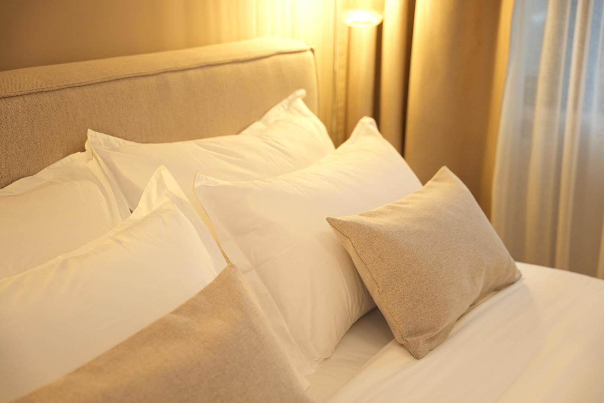 Nea Deluxe Apart-Hotel Тирана Екстер'єр фото