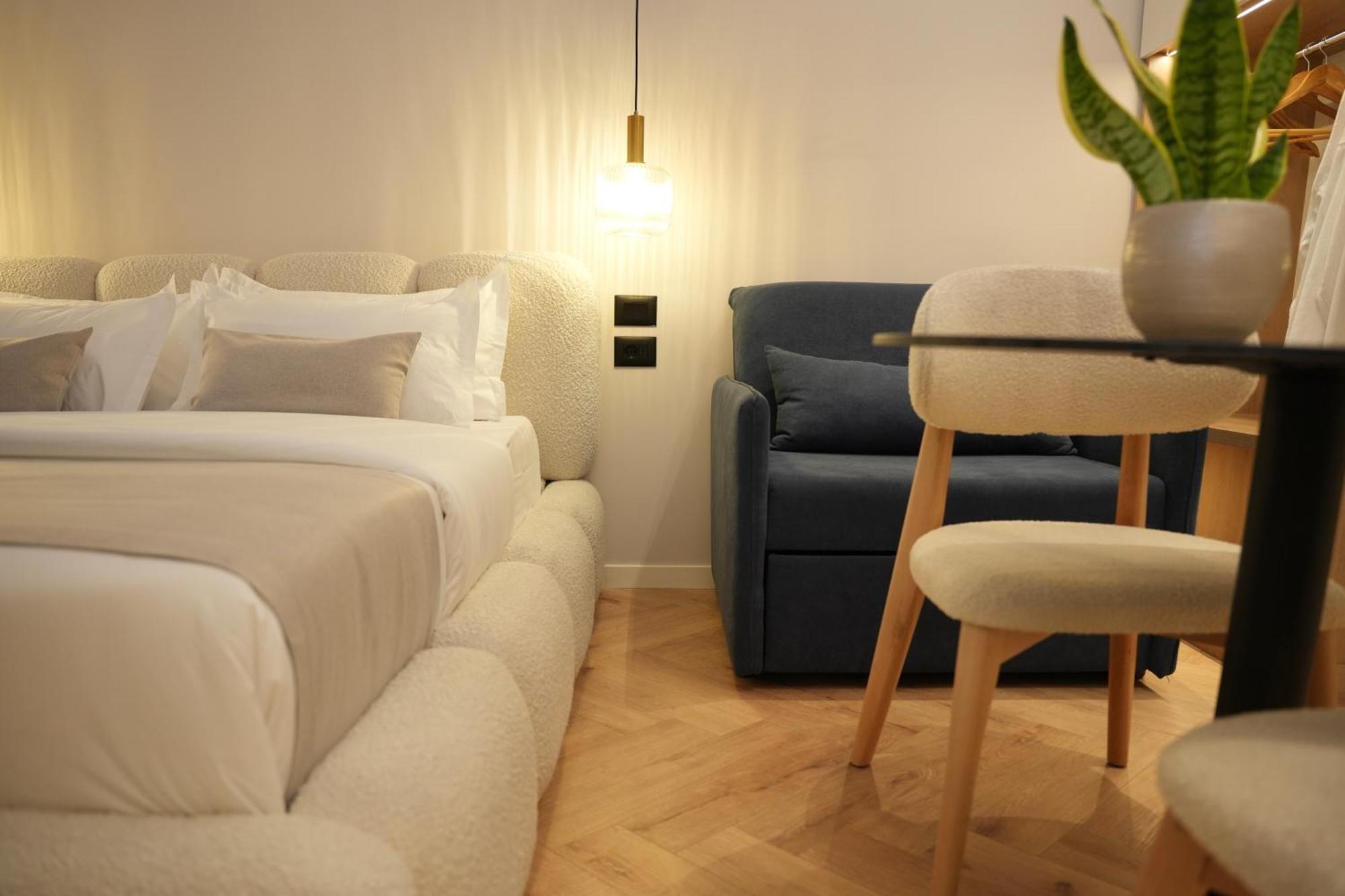Nea Deluxe Apart-Hotel Тирана Екстер'єр фото